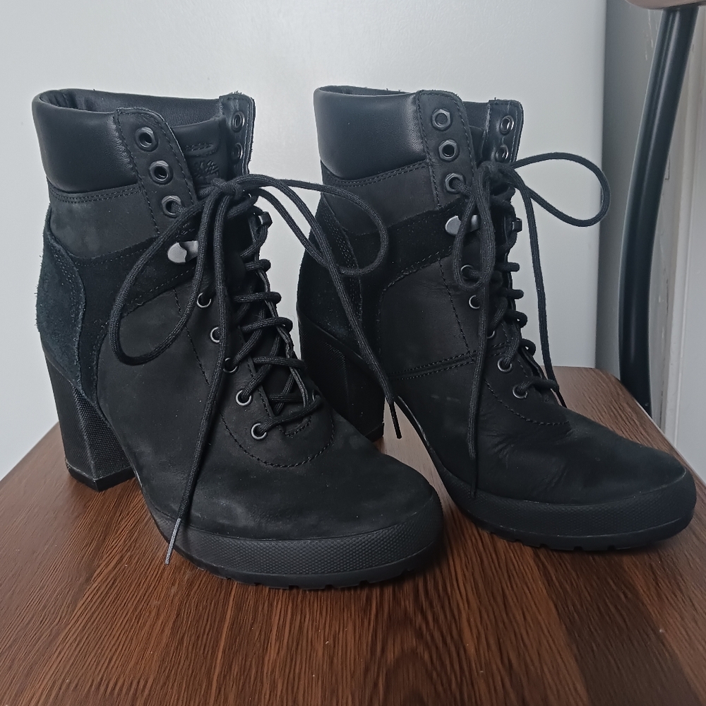 Stylish Black Women's Timberland Boots